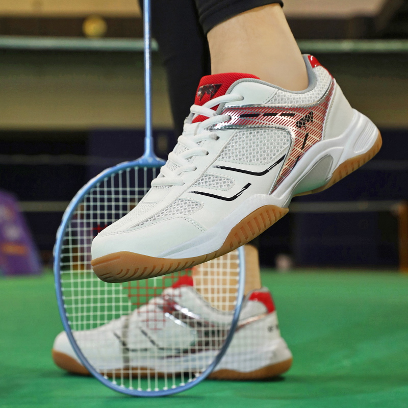 Новые кроссовки для бадминтона – обзор и цена Badminton Hall